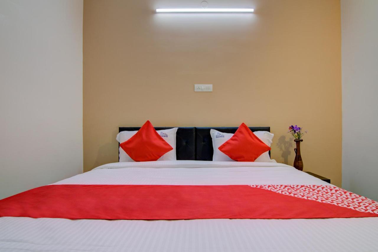 Oyo Flagship 24147 Royal Stay Singanallur Exterior photo
